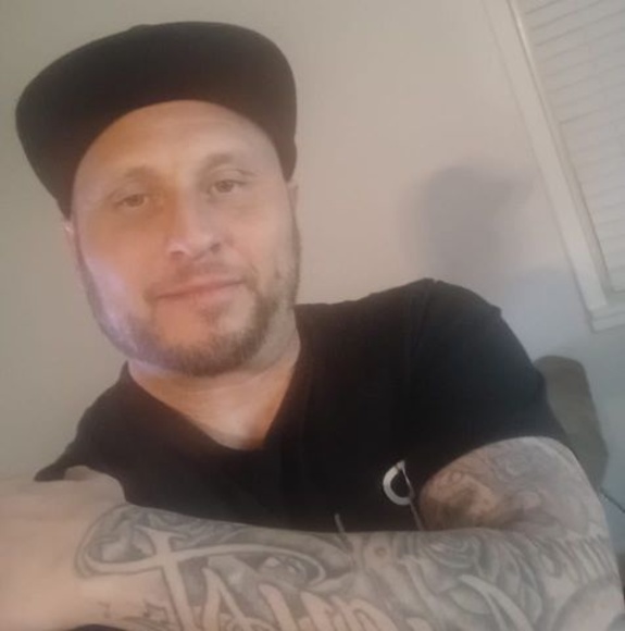 Meet your Posher, Eric - Picture 1 of 2